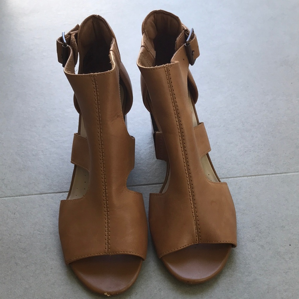 Clark’s heels